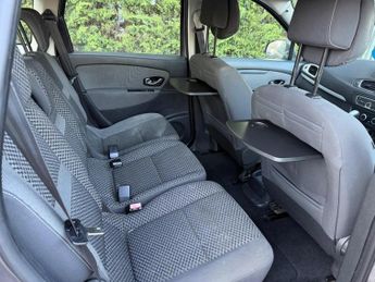 Renault Grand Scenic 1.5 dCi Expression EDC Euro 5 5dr