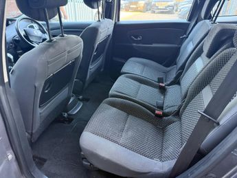 Renault Grand Scenic 1.5 dCi Expression EDC Euro 5 5dr