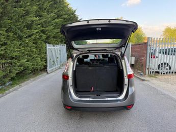 Renault Grand Scenic 1.5 dCi Expression EDC Euro 5 5dr