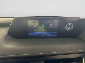 Lexus UX 2.0 250h SUV 5dr Petrol Hybrid E-CVT Euro 6 (s/s) (184 ps)