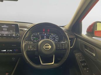 Nissan Qashqai 1.3 DIG-T MHEV Acenta Premium SUV 5dr Petrol Hybrid XTRON Euro 6