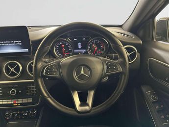 Mercedes-Benz A Class 1.6 A180 Sport Edition Hatchback 5dr Petrol 7G-DCT Euro 6 (s/s) 