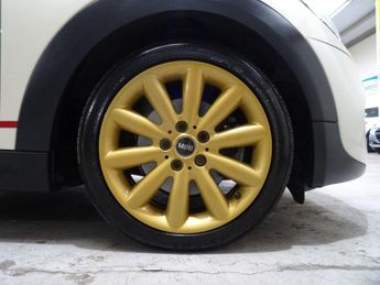 MINI Hatch 2.0 Cooper S Auto Euro 6 (s/s) 3dr