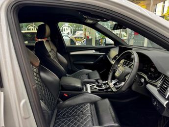 Audi Q5 2.0 TFSIe 55 Competition S Tronic quattro Euro 6 (s/s) 5dr 17.9k