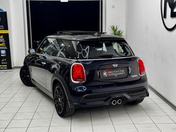 MINI Hatch 2.0 Cooper S Exclusive Steptronic Euro 6 (s/s) 3dr