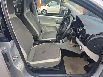 Volkswagen e-up! 18.7kWh e-up! Auto 5dr