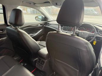 Vauxhall Grandland X 2.0 Turbo D BlueInjection Sport Nav Auto Euro 6 (s/s) 5dr
