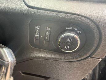 Vauxhall Grandland X 2.0 Turbo D BlueInjection Sport Nav Auto Euro 6 (s/s) 5dr