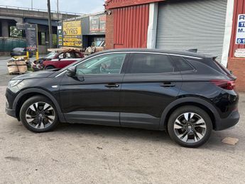 Vauxhall Grandland X 2.0 Turbo D BlueInjection Sport Nav Auto Euro 6 (s/s) 5dr