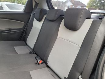 Toyota Yaris 1.5 VVT-h Icon E-CVT Euro 6 (s/s) 5dr