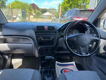 Kia Picanto 1.1 LX 5dr