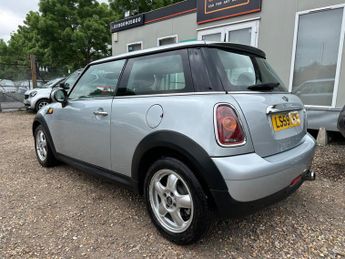 MINI Hatch 1.6 Cooper Steptronic Euro 4 3dr
