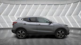 Nissan Qashqai 1.2 DIG-T N-Connecta XTRON Euro 6 (s/s) 5dr