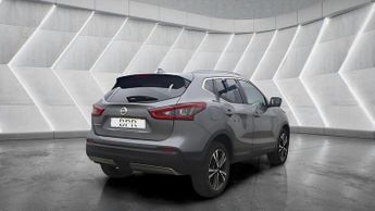 Nissan Qashqai 1.2 DIG-T N-Connecta XTRON Euro 6 (s/s) 5dr