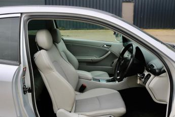 Mercedes-Benz CLC Class 2.1 CLC220 CDI SE Coupe Auto Euro 4 3dr