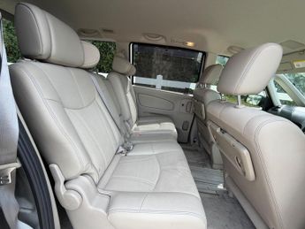 Nissan Serena Highway star S Hybrid 8 Seater