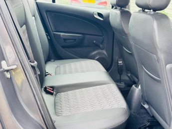Vauxhall Corsa 1.4 16V SE Auto Euro 5 5dr