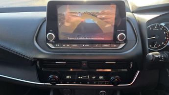 Nissan Qashqai 1.3 DIG-T MHEV Acenta Premium XTRON Euro 6 (s/s) 5dr