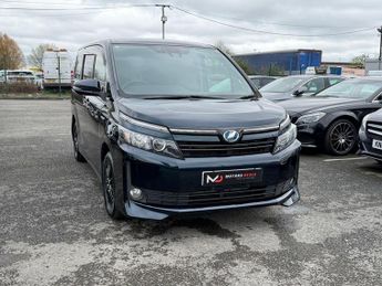 Toyota Voxy 1.8 Petrol/Hybrid Auto 5dr
