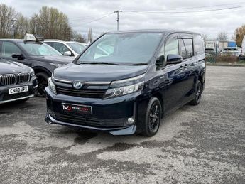 Toyota Voxy 1.8 Petrol/Hybrid Auto 5dr
