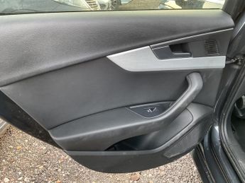Audi A4 Avant 2.0 TDI S line S Tronic quattro Euro 6 (s/s) 5dr