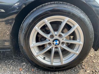 BMW 1 Series 2.0 118d SE Auto Euro 5 (s/s) 5dr
