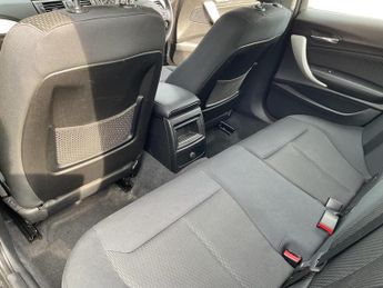 BMW 1 Series 2.0 118d SE Auto Euro 5 (s/s) 5dr
