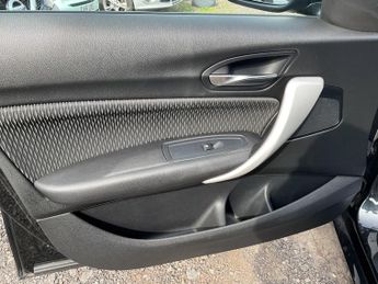 BMW 1 Series 2.0 118d SE Auto Euro 5 (s/s) 5dr