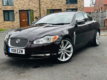 Jaguar XF 3.0d V6 Premium Luxury Saloon 4dr Diesel Auto Euro 5 (240 ps)