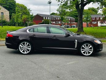 Jaguar XF 3.0d V6 Premium Luxury Saloon 4dr Diesel Auto Euro 5 (240 ps)