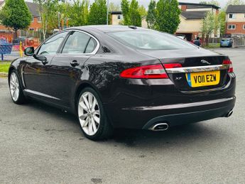Jaguar XF 3.0d V6 Premium Luxury Saloon 4dr Diesel Auto Euro 5 (240 ps)