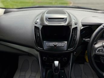 Ford Kuga 2.0 TDCi EcoBlue Zetec SUV 5dr Diesel Powershift AWD Euro 6 (s/s