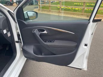 Volkswagen Polo 1.2 TSI BlueMotion Tech SE DSG Euro 6 (s/s) 5dr