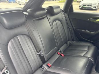 Audi A6 Avant 2.0 TDI ultra Black Edition S Tronic Euro 6 (s/s) 5dr