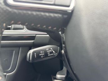 Audi A6 Avant 2.0 TDI ultra Black Edition S Tronic Euro 6 (s/s) 5dr