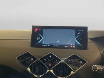 DS AUTOMOBILES DS 3 CROSSBACK E-TENSE 50kWh Ultra Prestige Crossback 5dr Electric Auto (136 ps