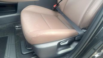 Lexus LBX 1.5 VVT-iE Premium E-CVT Euro 6 (s/s) 5dr