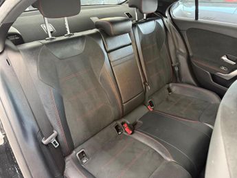 Mercedes-Benz A Class 1.3 A250e 15.6kWh AMG Line (Executive) 8G-DCT Euro 6 (s/s) 4dr