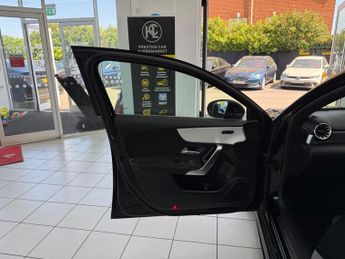 Mercedes-Benz A Class 1.3 A250e 15.6kWh AMG Line (Executive) 8G-DCT Euro 6 (s/s) 4dr