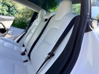 Tesla Model 3 (Dual Motor) Performance Auto 4WDE 4dr (Performance Upgrade)