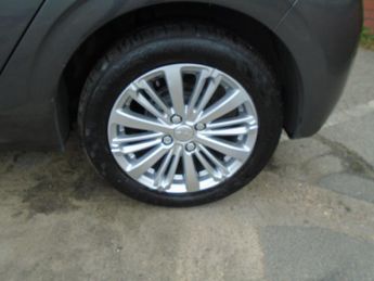 Peugeot 208 1.2 PureTech Signature Euro 6 (s/s) 5dr