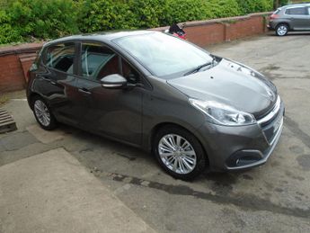 Peugeot 208 1.2 PureTech Signature Euro 6 (s/s) 5dr