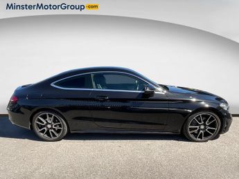 Mercedes-Benz C Class C 300 AMG LINE PREMIUM AUTO
