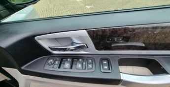 Chrysler Grand Voyager 2.8 CRD Limited Auto Euro 4 5dr