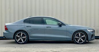Volvo S60 2.0h T8 Recharge 18.8kWh R-Design Auto AWD Euro 6 (s/s) 4dr