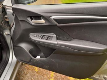 Honda Jazz 1.3 i-VTEC SE CVT Euro 6 (s/s) 5dr