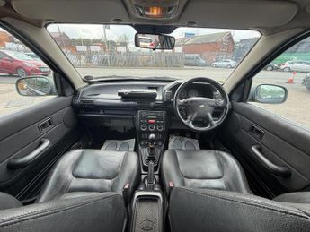 Land Rover Freelander 2.0 TD4 ES Station Wagon 5dr