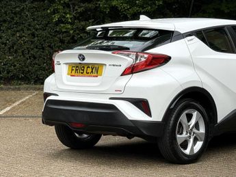 Toyota C-HR 1.8 VVT-h Icon CVT Euro 6 (s/s) 5dr