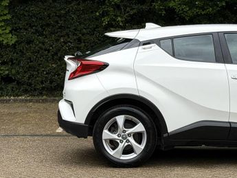 Toyota C-HR 1.8 VVT-h Icon CVT Euro 6 (s/s) 5dr