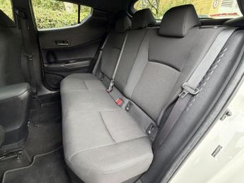 Toyota C-HR 1.8 VVT-h Icon CVT Euro 6 (s/s) 5dr